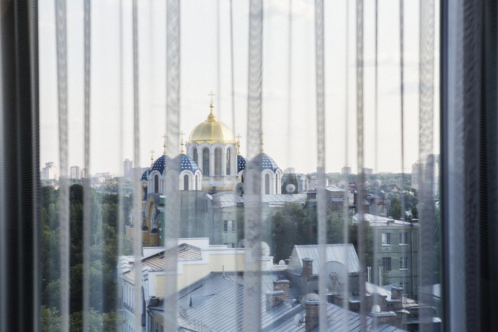 11 Mirrors Design Hotel Kiev Exteriör bild