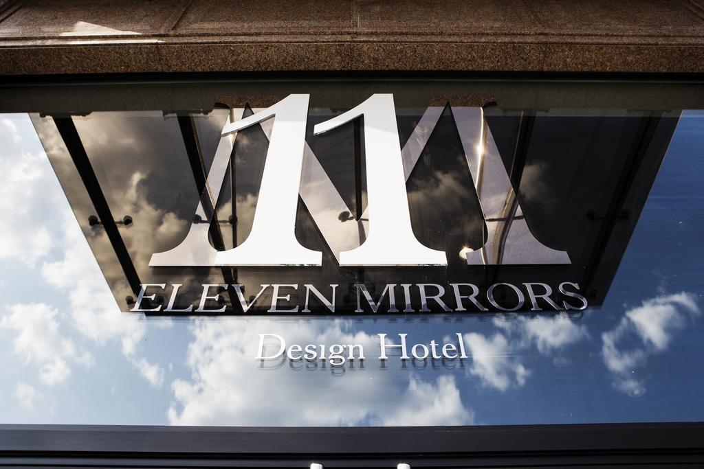 11 Mirrors Design Hotel Kiev Exteriör bild